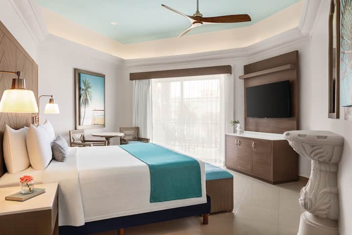 Wyndham Alltra Playa del Carmen Adults Only All Inclusive suite in Playa del Carmen, Other than US/Canada